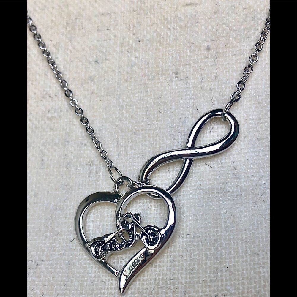 NWOT motorcycle infinity heart necklace silver tone
